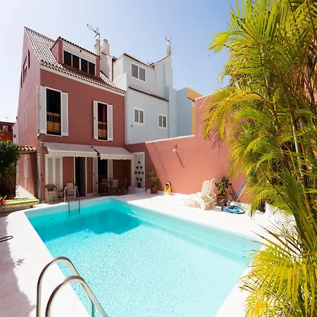 Live Cruz House Santa Cruz de Tenerife